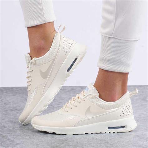 nike air max thea premium zwart dames|Nike Air Max thea review.